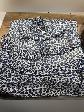 bebe Blue and White tube top Leopard Print